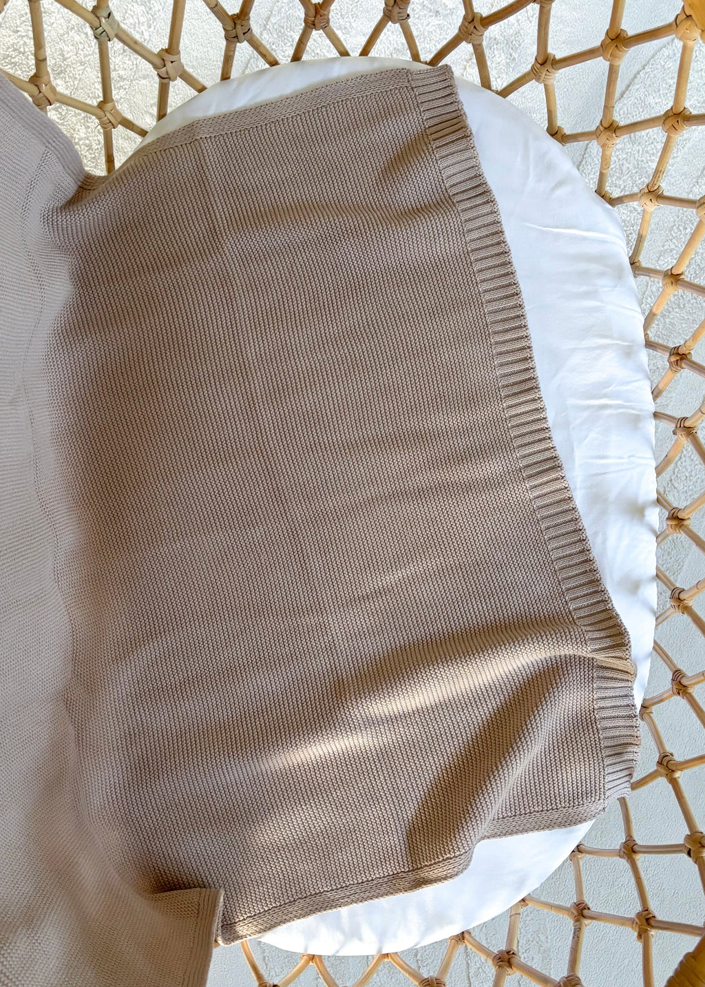 Signature Knitted Blanket - Latte