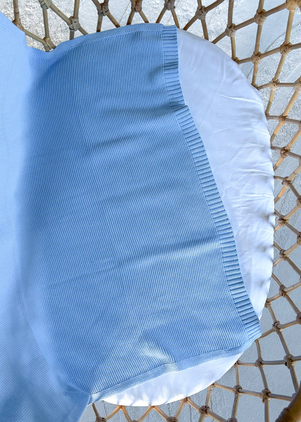 Signature Knitted Blanket - Blue